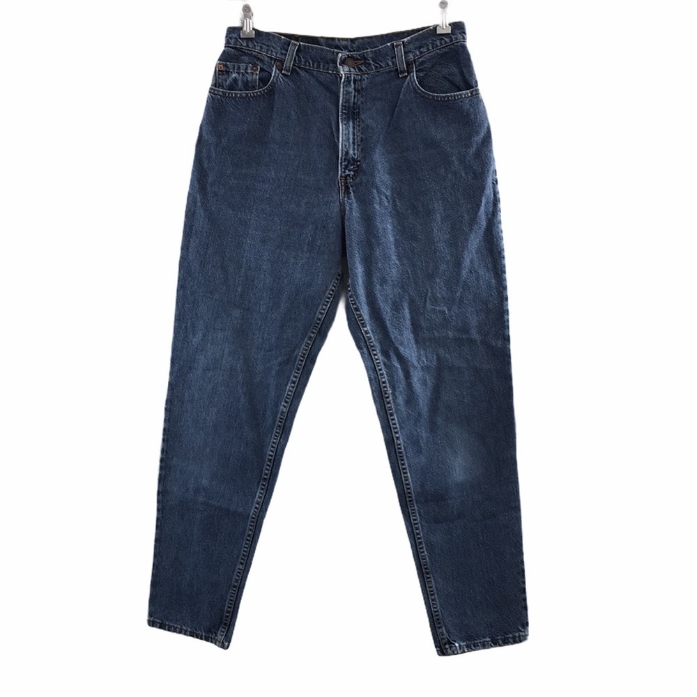 Levis Vintage 90s Mom High Rise Tapered Leg Jeans‎